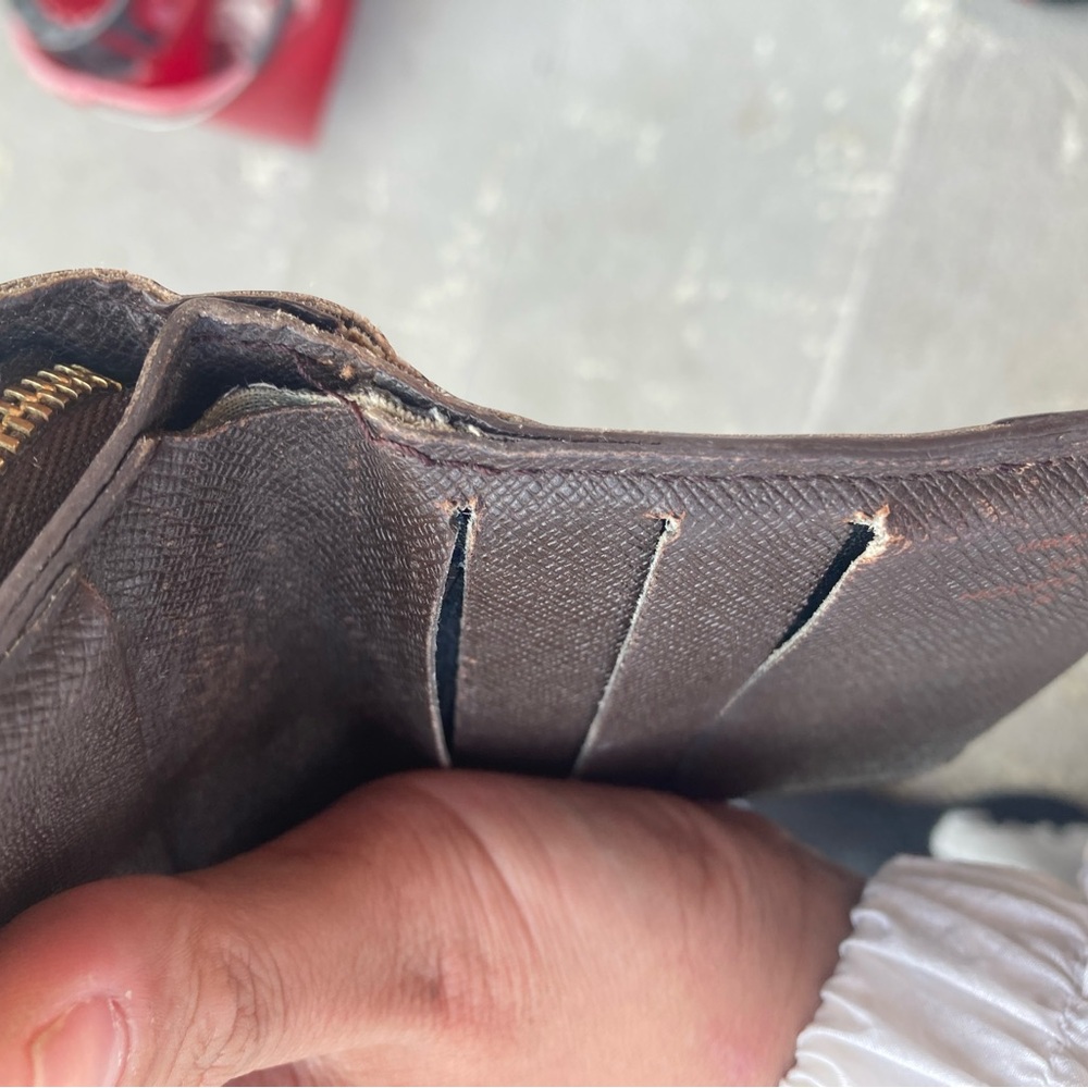 Louis Vuitton Compact Wallet - Picture 14 of 14